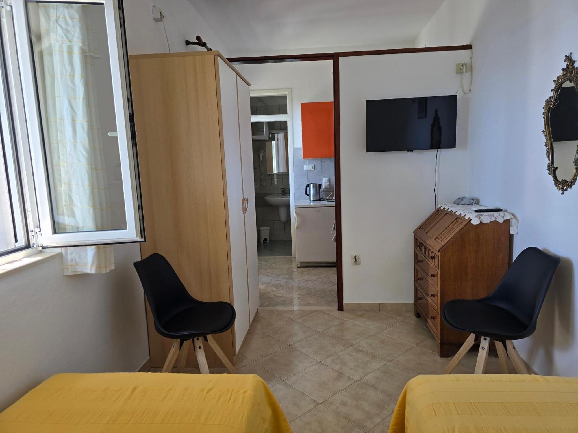 Apartments Bajo - Free Parking Dubrovnik Exterior photo